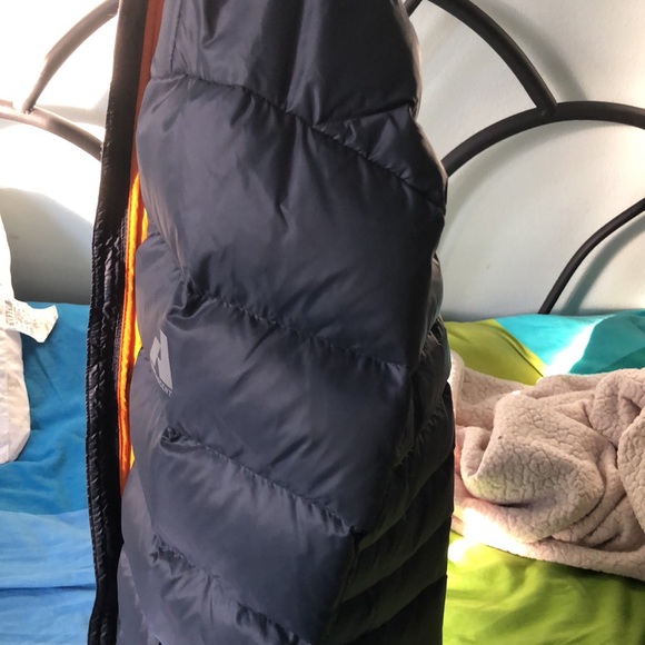 Kids Size 14-16 Eddie Bower Puffer Jacket in Storm Colorway - Picture 5 of 7